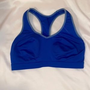 GAP fit high support sports bra